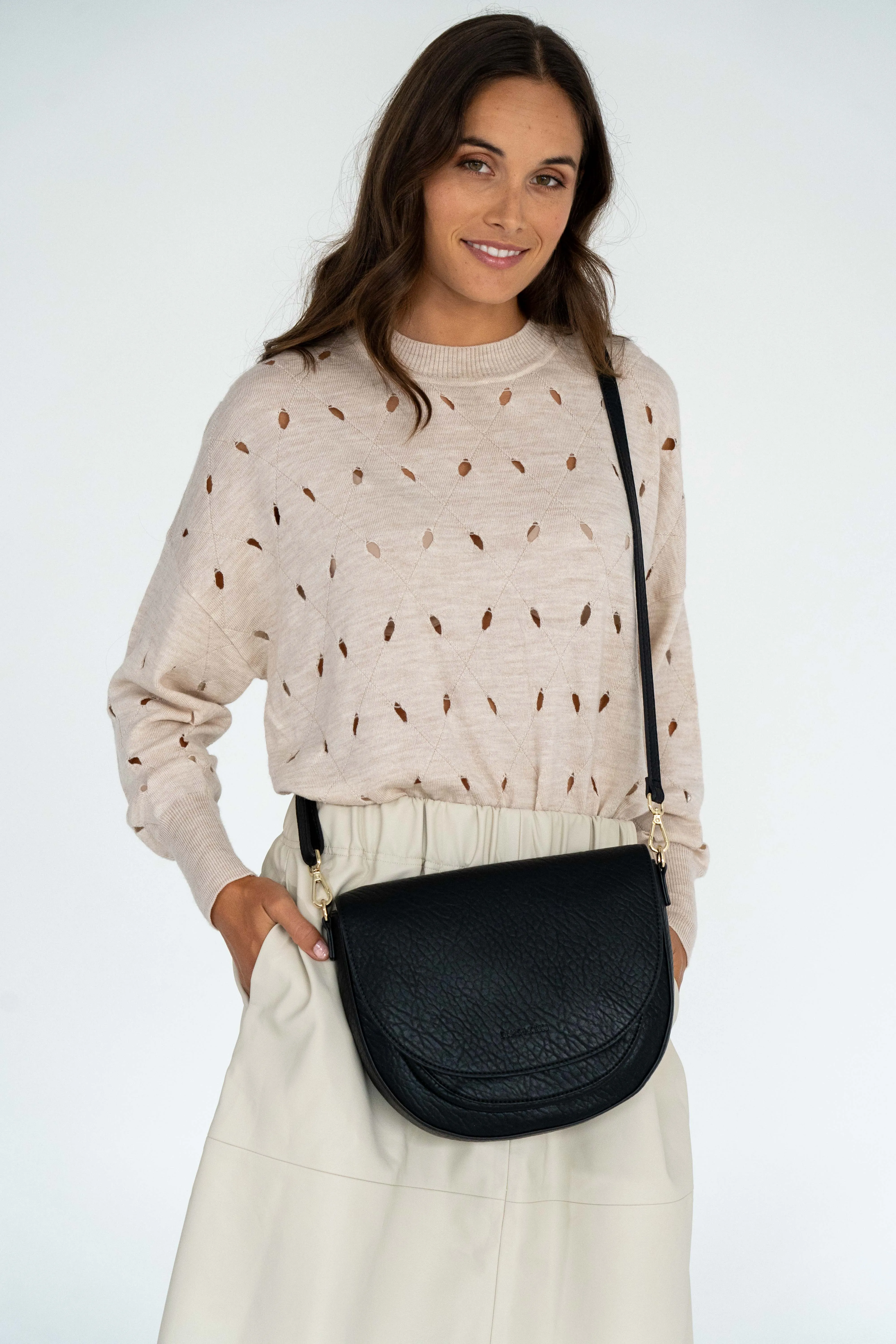 Elms   King - Salerno Crossbody - Black