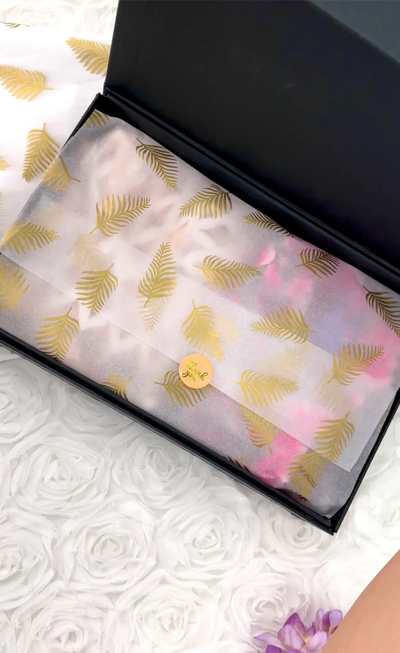 Hello.LA.Girl Gift Box